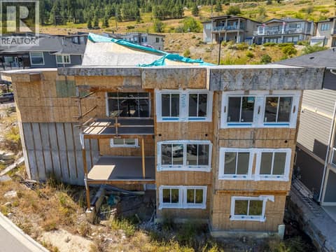 Photo 15 of 3563 Goldie Way, Glenrosa, West Kelowna