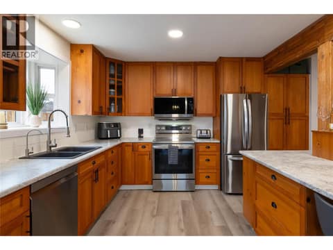Photo 10 of 5301 Spalding Road, North BX, Vernon
