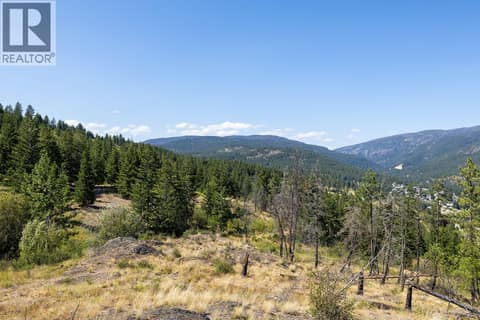 Photo 9 of 3666 Gates Road, Glenrosa, West Kelowna