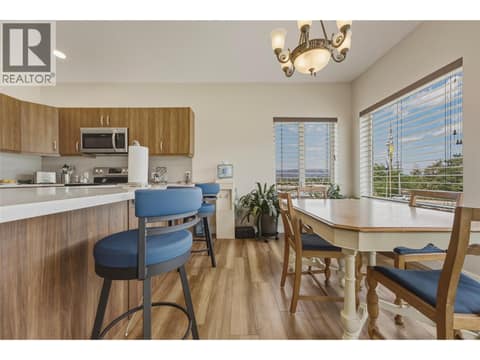 Photo 13 of 124 Sarsons Road Unit# 11, Middleton Mountain Vernon