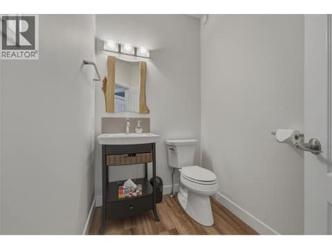 Photo 18 of 124 Sarsons Road Unit# 11, Middleton Mountain Vernon