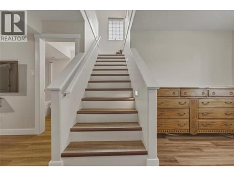 Photo 23 of 124 Sarsons Road Unit# 11, Middleton Mountain Vernon