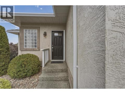Photo 3 of 124 Sarsons Road Unit# 11, Middleton Mountain Vernon