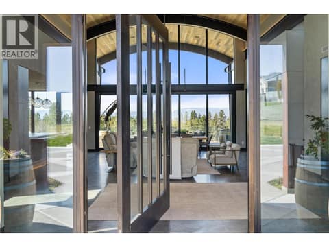 10x6 oak front entrance door on pivot hinge at 4275 Todd Road, South East Kelowna