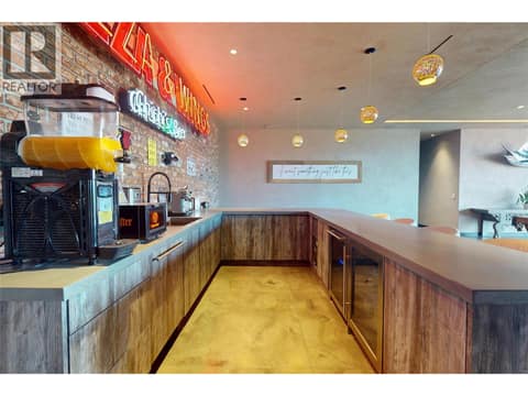 Lower level wet bar at 4275 Todd Road, South East Kelowna