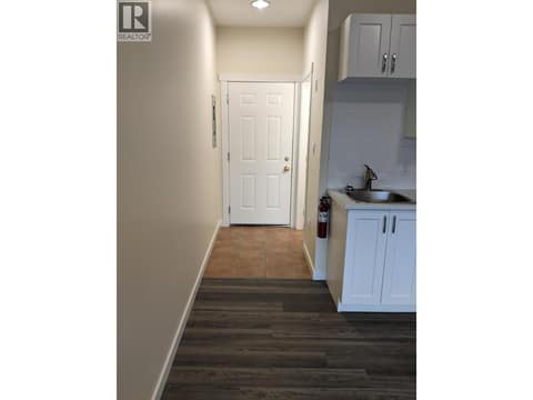 Photo 16 of 6203 Willow Avenue, Summerland Rural
