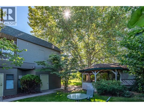 Photo 33 of 6203 Willow Avenue, Summerland Rural