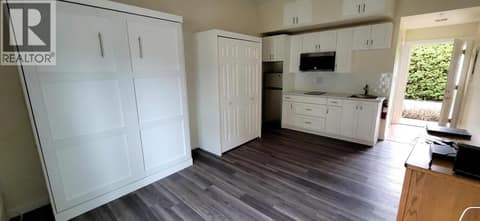 Photo 7 of 6203 Willow Avenue, Summerland Rural