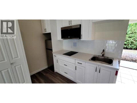Photo 8 of 6203 Willow Avenue, Summerland Rural