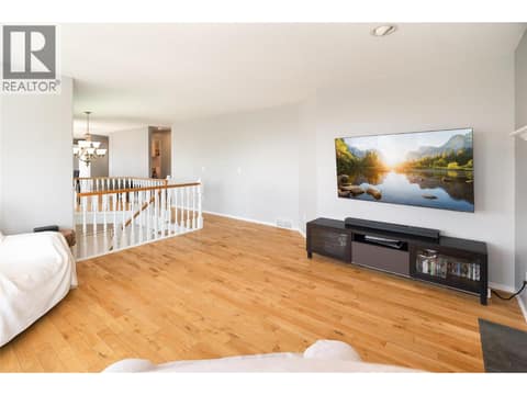 Photo 13 of 877 Toovey Road, Black Mountain, Kelowna