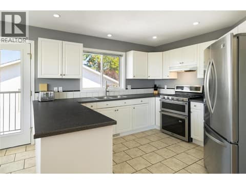 Photo 7 of 877 Toovey Road, Black Mountain, Kelowna