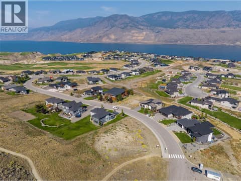 Photo 4 of 195 Cavesson Way, Tobiano, Kamloops