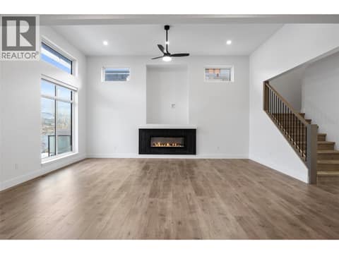 Photo 3 of 2850 Thompson Drive, Valleyview, Kamloops