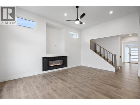 Photo 4 of 2850 Thompson Drive, Valleyview, Kamloops