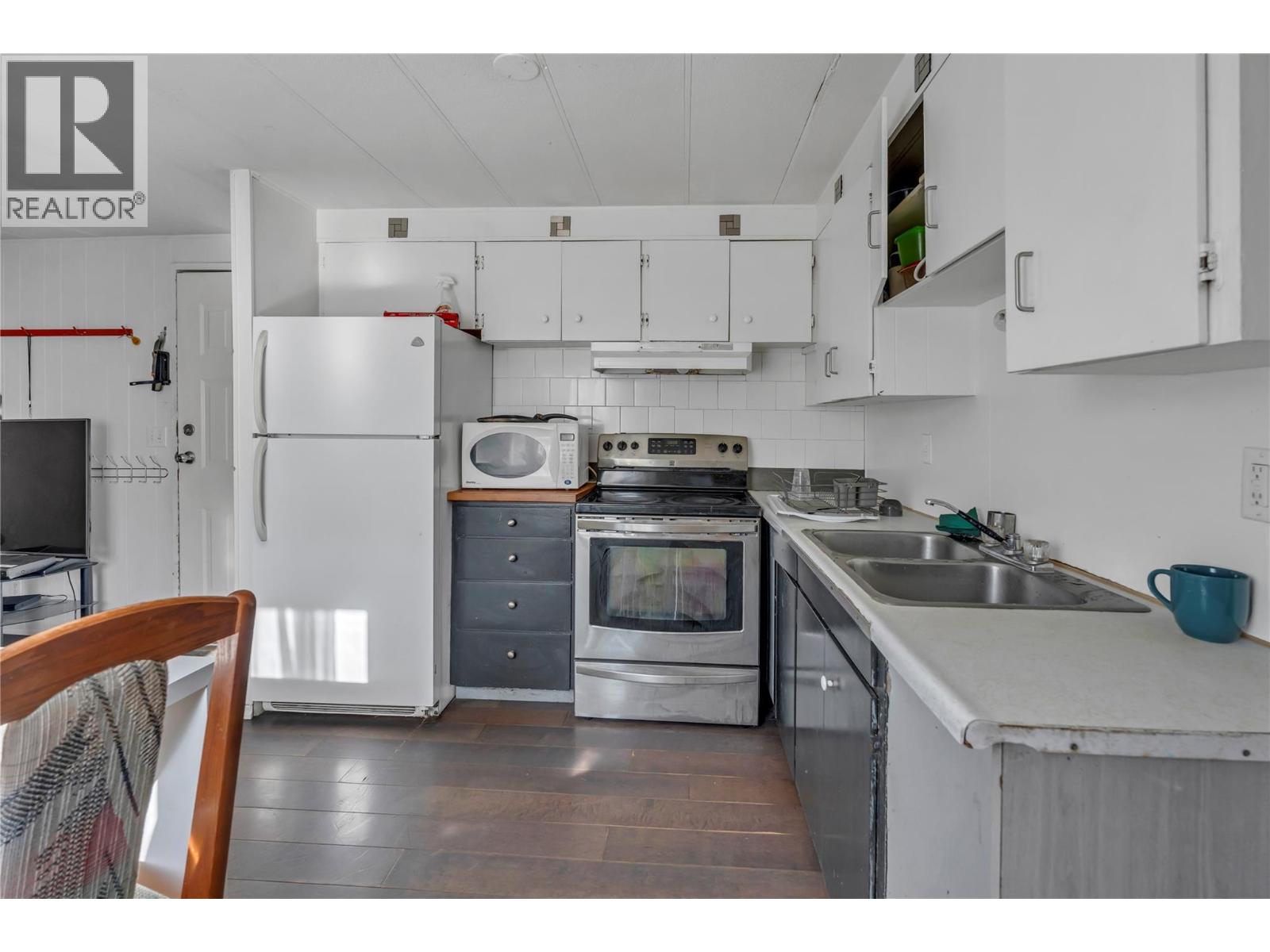 Photo 48 of 9820 RIPPEN Avenue, Summerland Rural