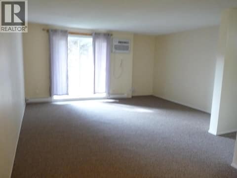 Photo 3 of 1900 Tranquille Road Unit# 1, Brocklehurst, Kamloops