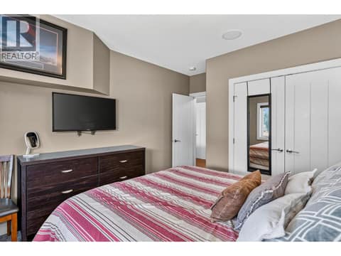 Photo 38 of 1084 Stockley Street, Black Mountain, Kelowna