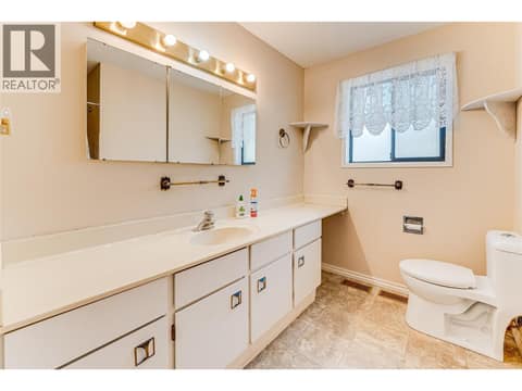 Photo 27 of 3472 Lockhart Crescent, Armstrong/ Spall., Spallumcheen