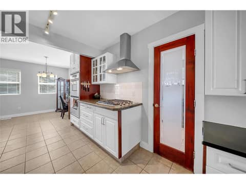 Photo 13 of 1366 Ridgedale Avenue, Columbia/Duncan, Penticton