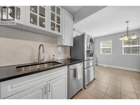 Photo 9 of 1366 Ridgedale Avenue, Columbia/Duncan, Penticton