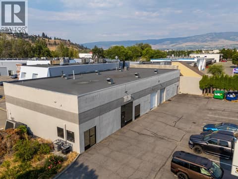 Photo 3 of 2300 Hunter Road, Dilworth Mountain, Kelowna