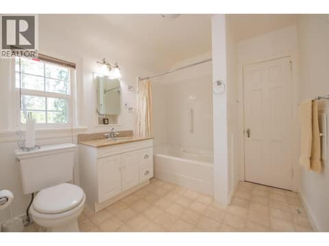 2nd floor bathroom at 1851 Miller Street, Lumby Valley