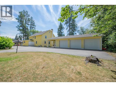 Photo 3 of 1851 Miller Street, Lumby Valley