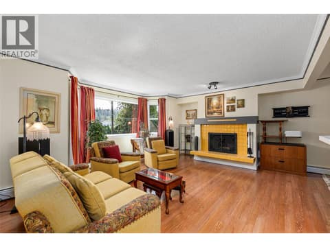 Photo 10 of 10330 Meadow Road, Lake Country East / Oyama