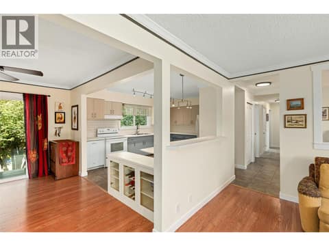 Photo 14 of 10330 Meadow Road, Lake Country East / Oyama