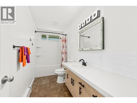 Photo 37 of 10330 Meadow Road, Lake Country East / Oyama