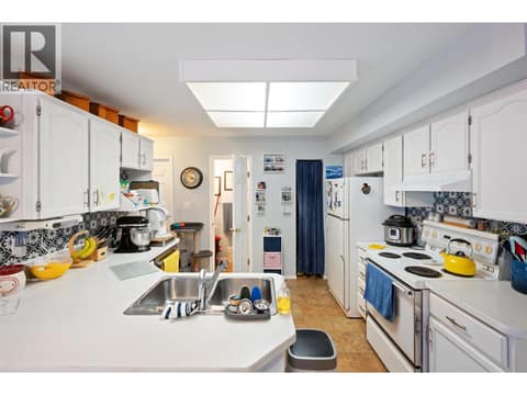 Photo 8 of 1458 Penticton Avenue Unit# 118, Columbia/Duncan, Penticton