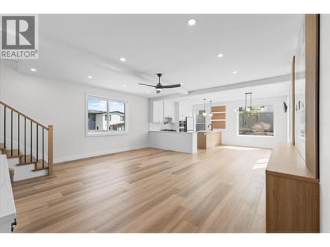 Photo 7 of 3741 Astoria Drive, Glenrosa, West Kelowna