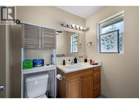 Photo 13 of 2253 PARK Drive, Valleyview, Kamloops