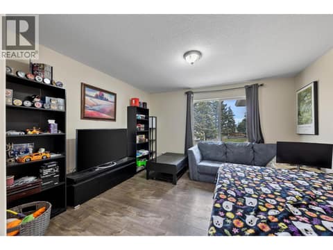 Photo 9 of 2253 PARK Drive, Valleyview, Kamloops
