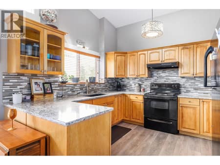 Photo 6 of 11591 Artela Drive, Lake Country East / Oyama