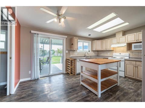 Photo 11 of 9510 Highway 97 N Unit# 26, Swan Lake West, Vernon