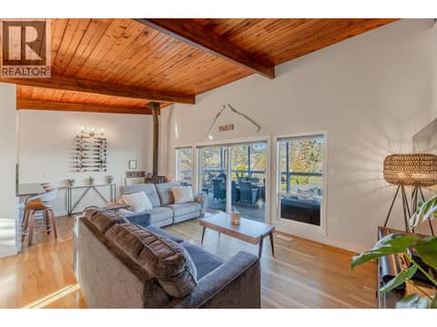 Photo 13 of 334 Carmel Crescent, Eastside/Lkshr Hi/Skaha Est, Okanagan Falls