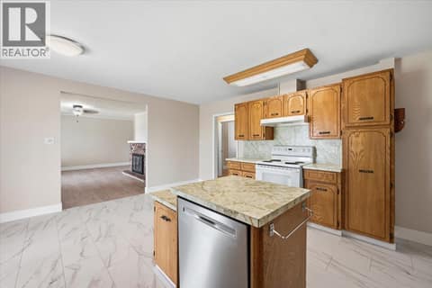 Photo 19 of 3585 Warner Avenue, Armstrong/ Spall.