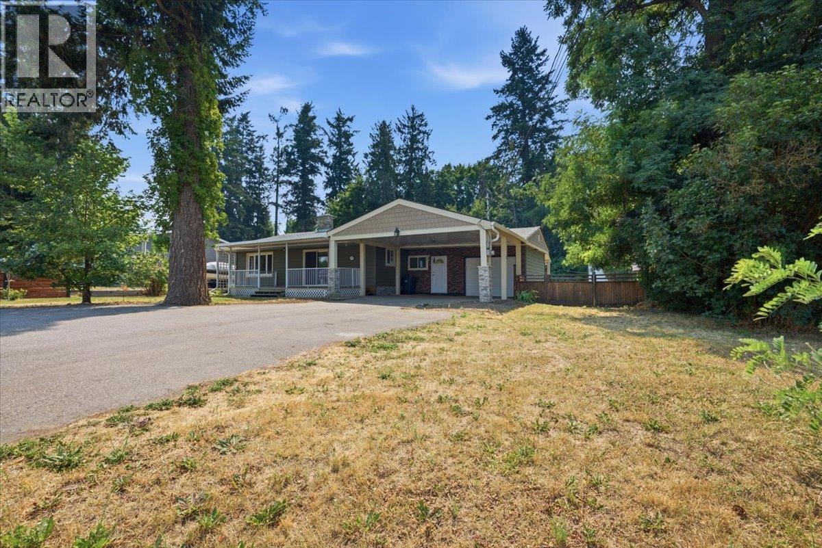 Photo 2 of 3585 Warner Avenue, Armstrong/ Spall.