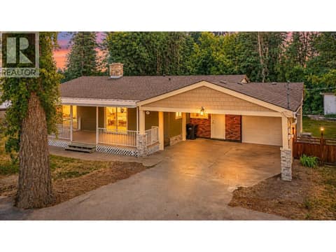 Photo 3 of 3585 Warner Avenue, Armstrong/ Spall.
