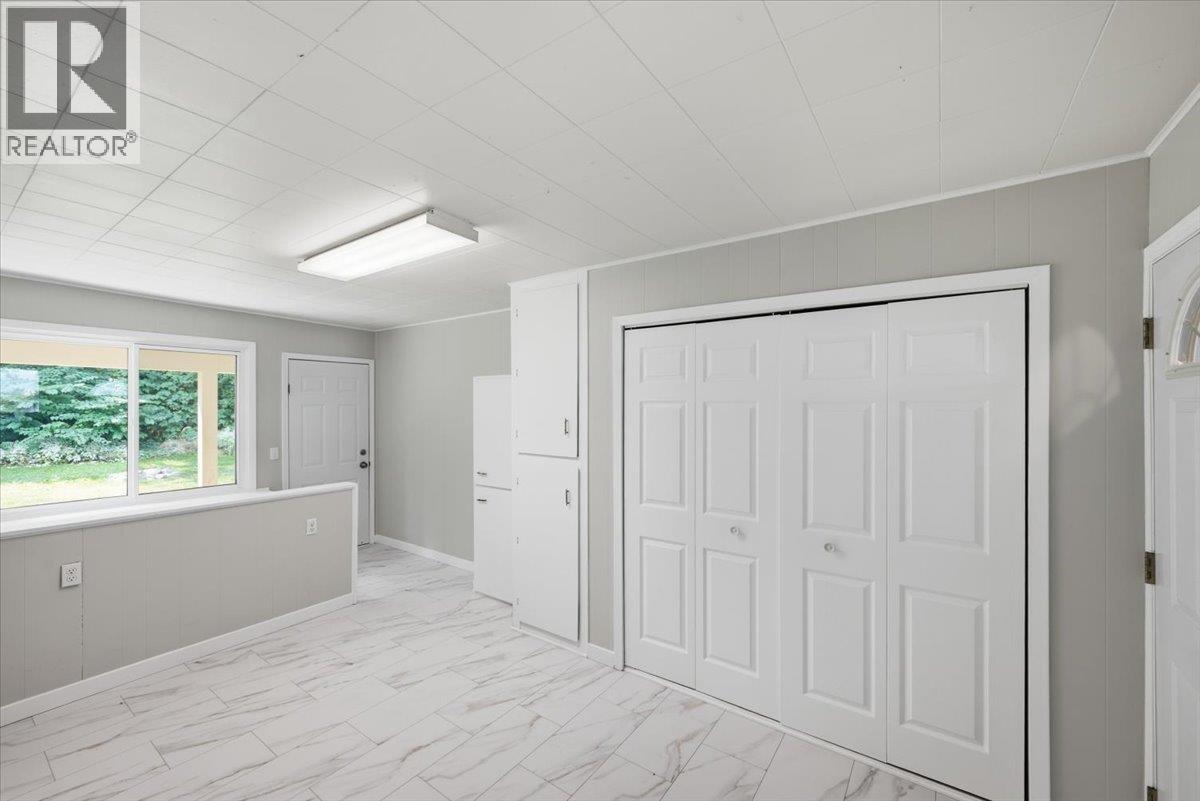 Mud Room - Laundry at 3585 Warner Avenue, Armstrong/ Spall.