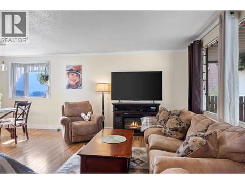 Photo 4 of 2199 Perryville Place, Westsyde, Kamloops