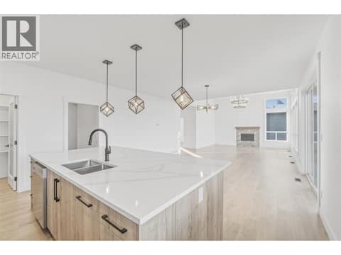 Photo 12 of 1762 Balsam Place, Juniper Ridge, Kamloops
