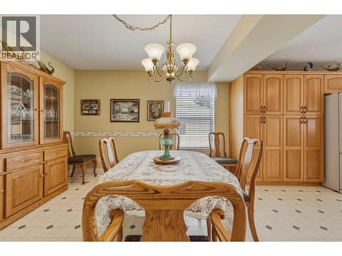 Photo 17 of 19 Preston Crescent, Enderby / Grindrod