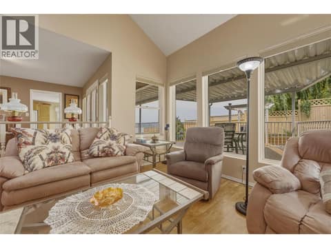 Photo 9 of 19 Preston Crescent, Enderby / Grindrod