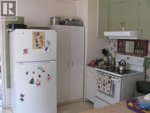 Photo 4 of 4309 22 Street, Harwood, Vernon