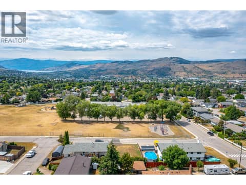 Photo 11 of 3401 12 Street, East Hill, Vernon