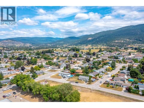 Photo 16 of 3401 12 Street, East Hill, Vernon