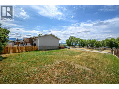 Photo 6 of 3401 12 Street, East Hill, Vernon