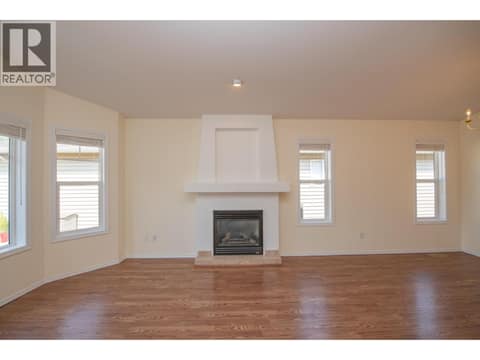 Photo 6 of 5888 Okanagan Landing Road Unit# 29, Okanagan Landing, Vernon